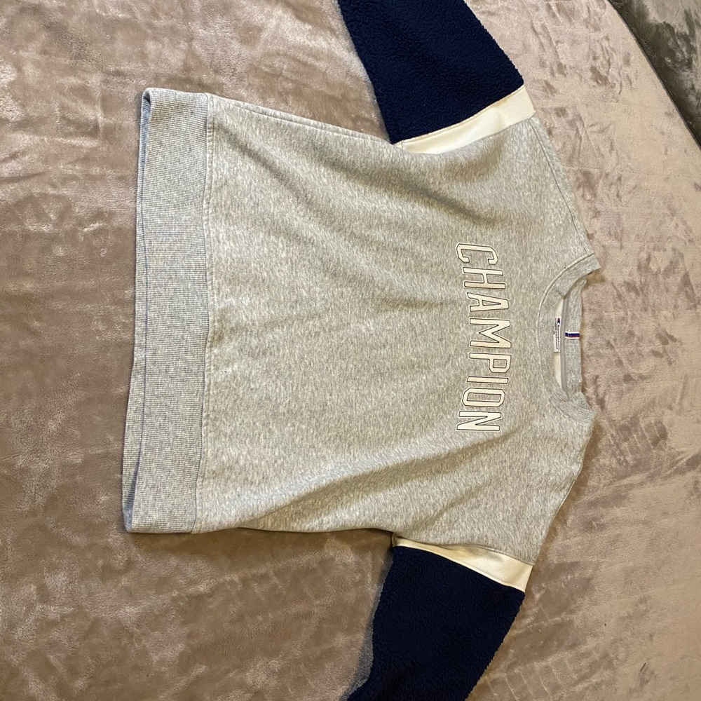 Champion Crewneck sweatshirt